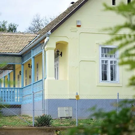 Pensión Kéktornácos Ház Polány